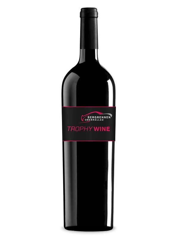 Flasche Rotwein „Trophy Wine“ von Bergrennen Oberhallau